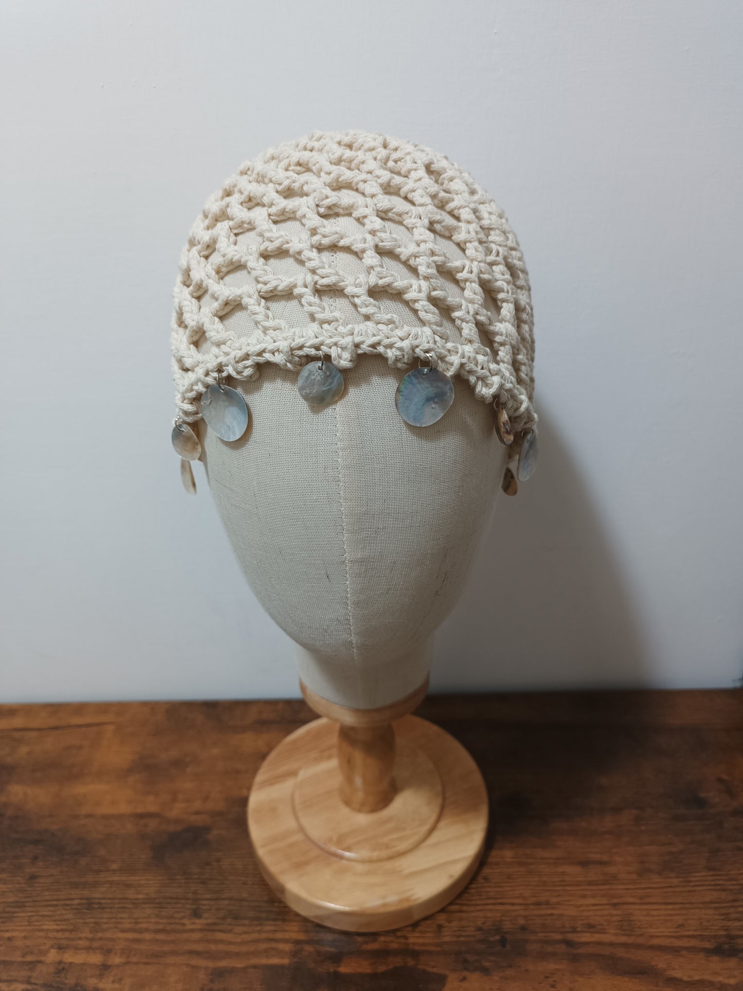 Mesh hat