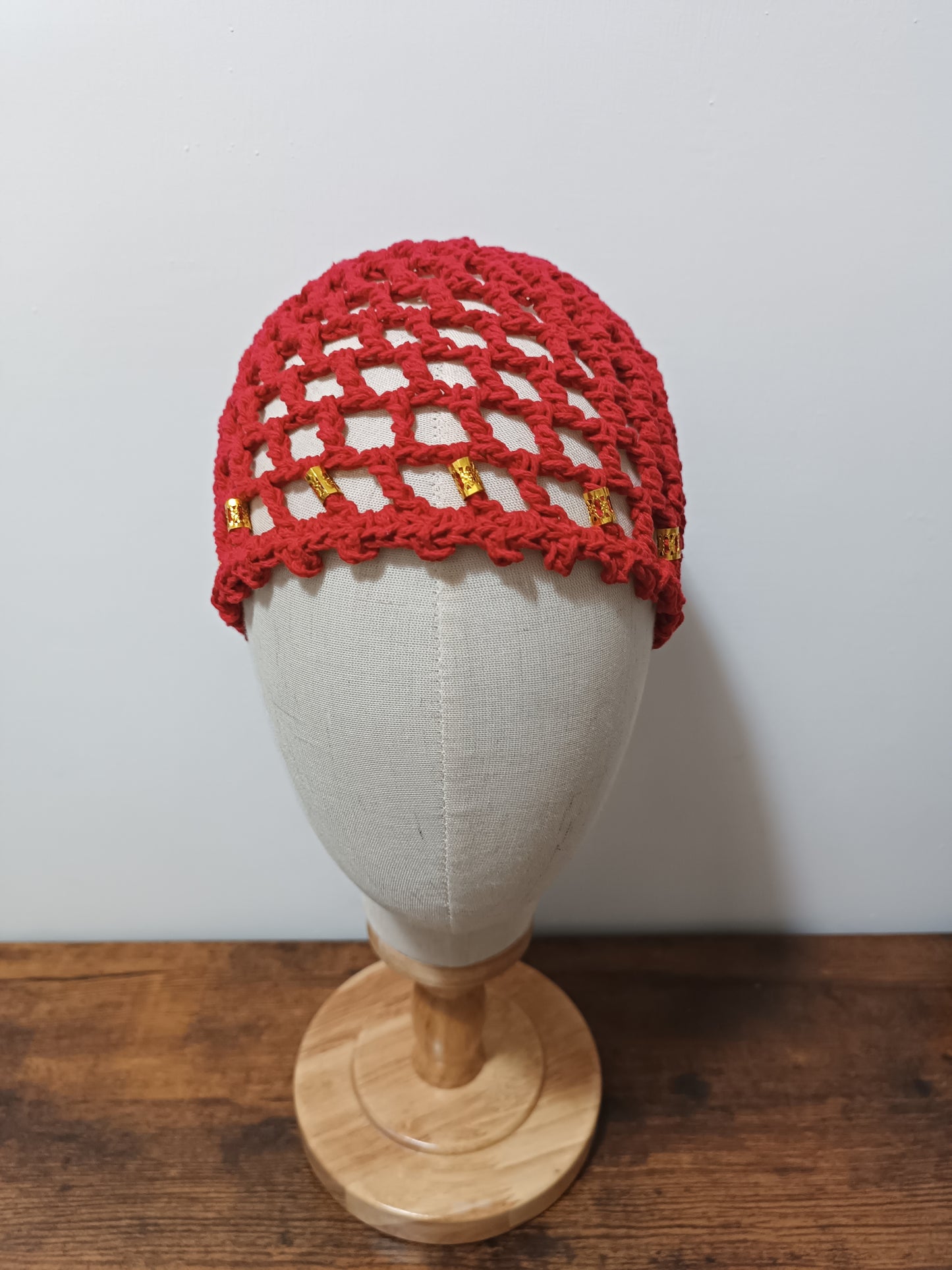 Mesh hat