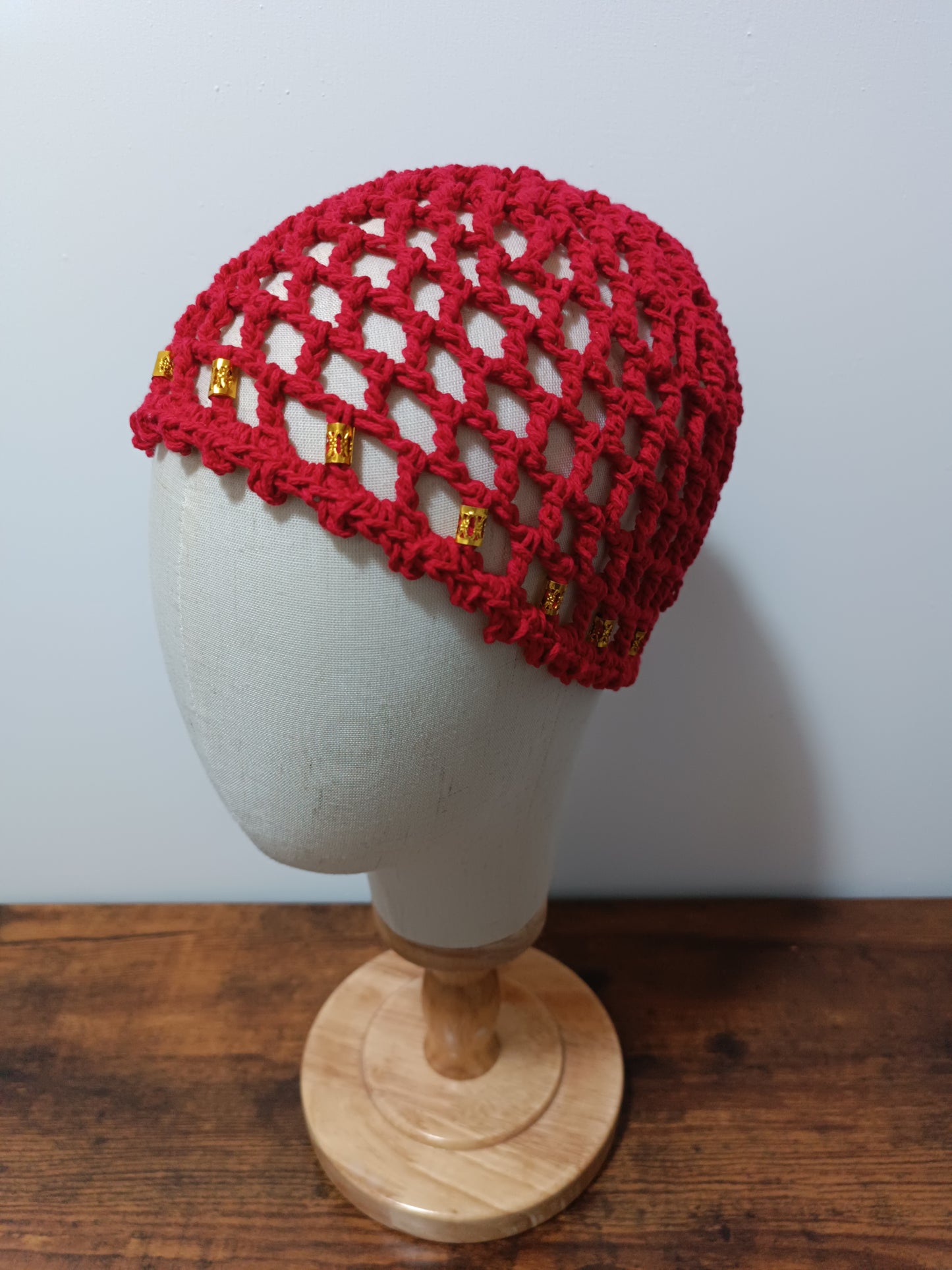 Mesh hat