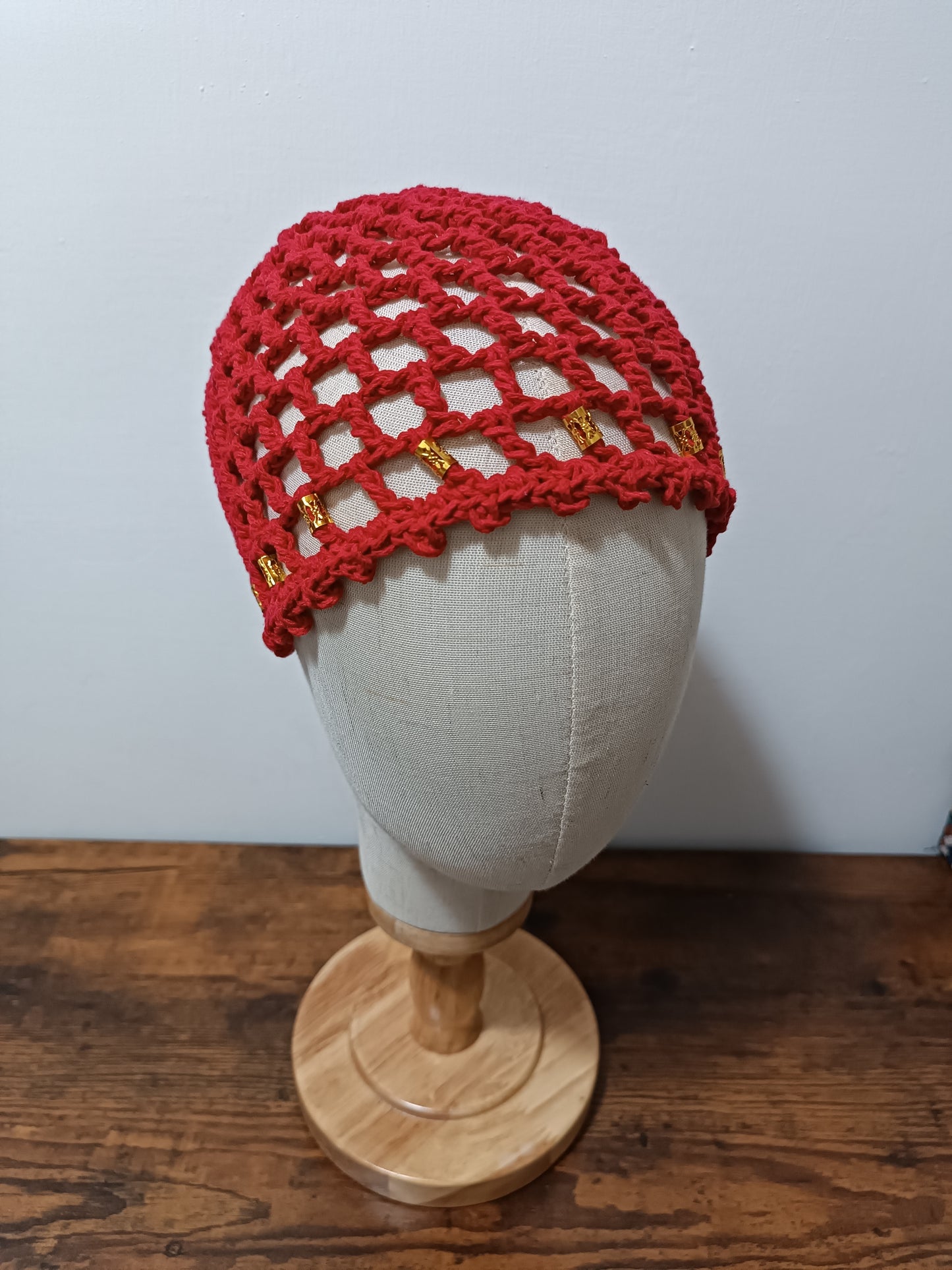 Mesh hat