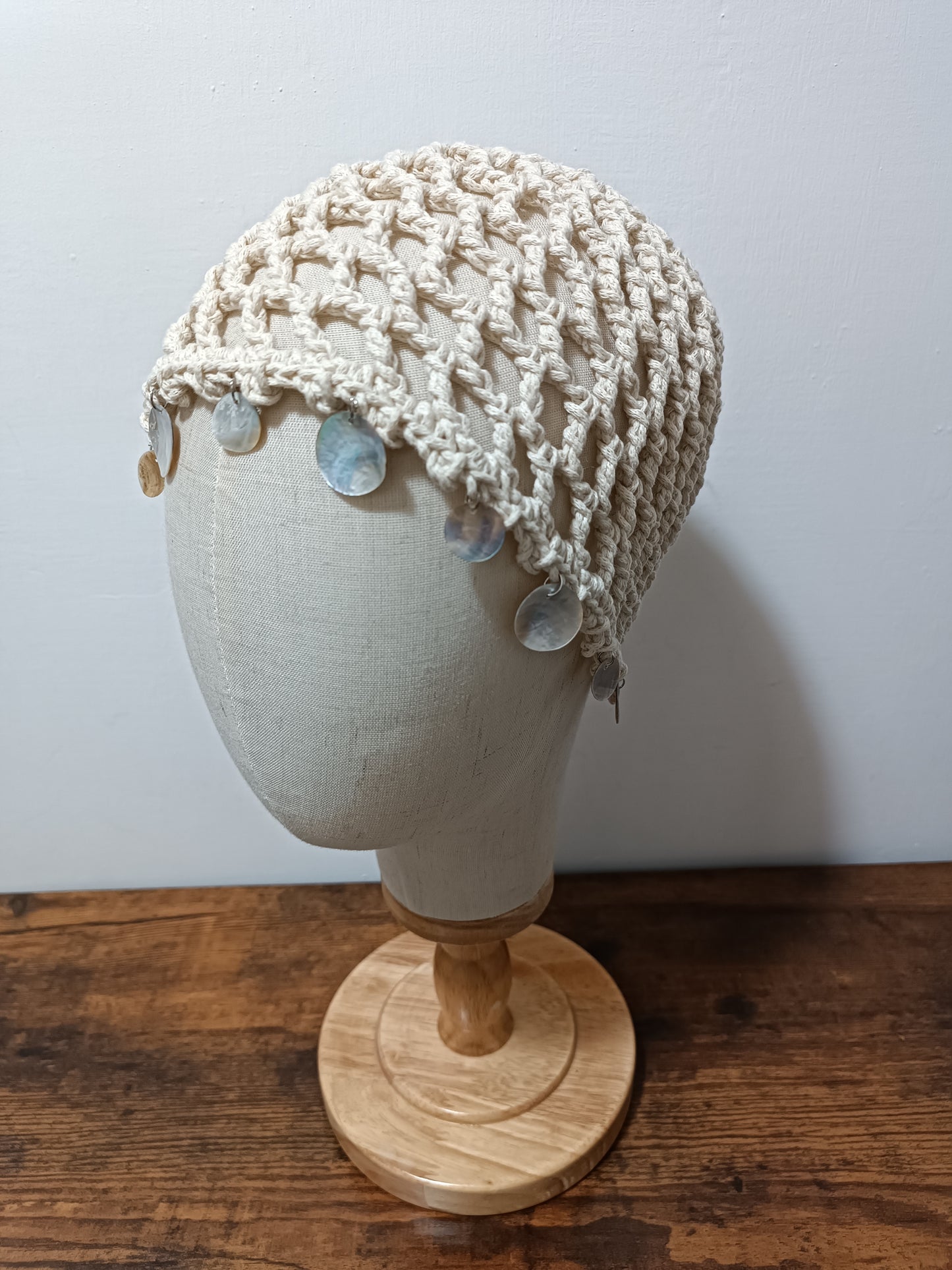 Mesh hat